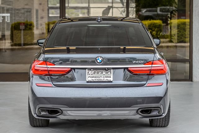 Used 2019 BMW 740i w/ M Sport Package RWD image 8