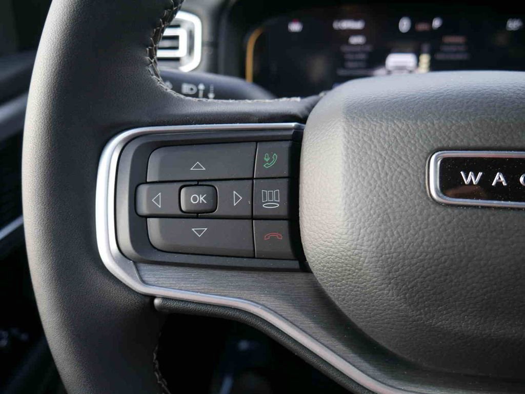 New 2025 Jeep Wagoneer Series II w/ Convenience Group I AWD/4WD image 44