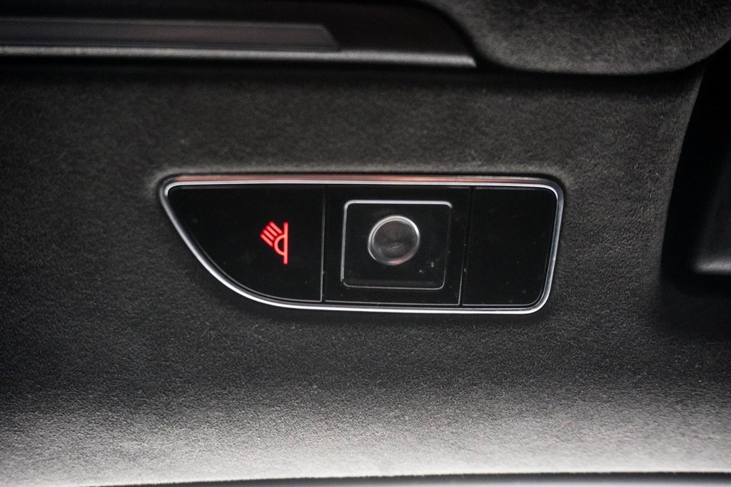 Used 2017 Audi A8 L 4.0T w/ Driver Assistance Package image 13