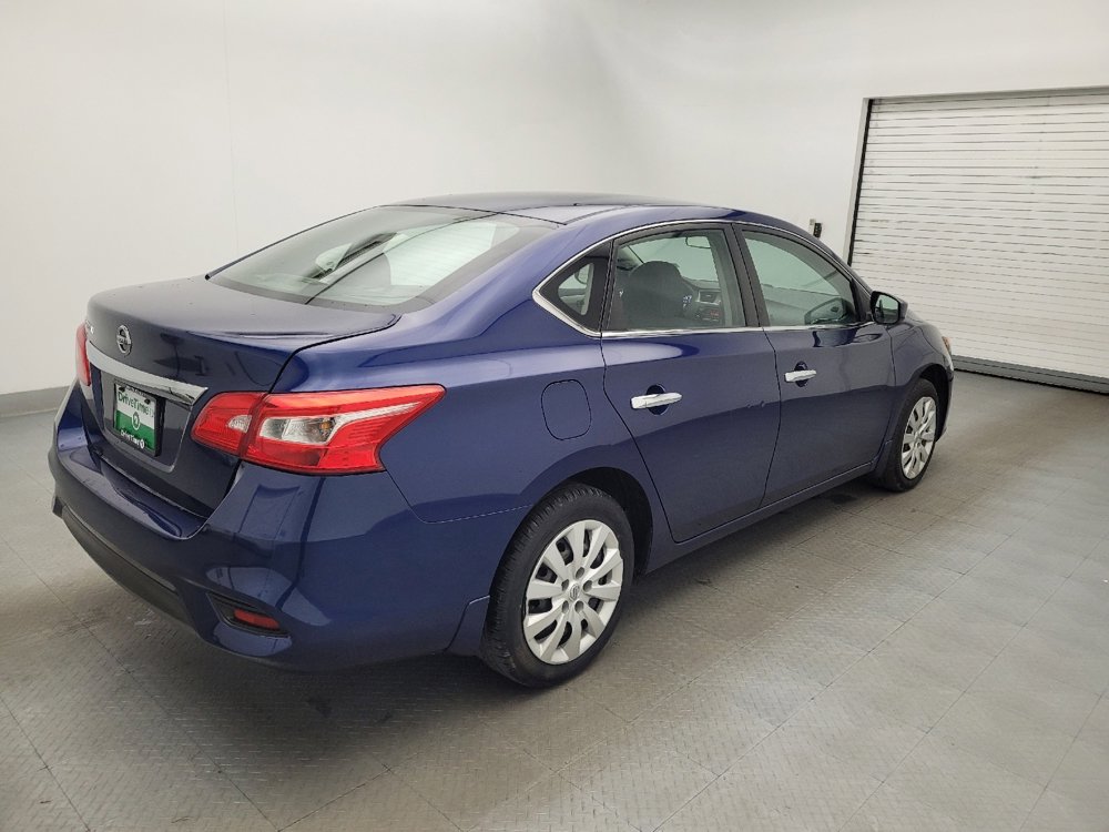 Used 2016 Nissan Sentra S image 10