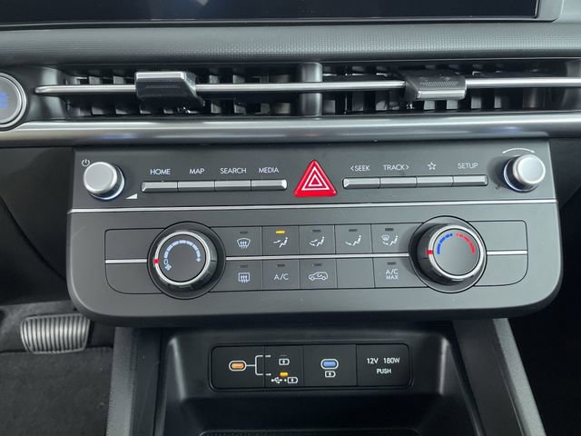 New 2026 Hyundai Tucson SE image 24