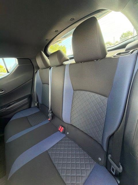 Used 2020 Toyota C-HR XLE FWD image 12