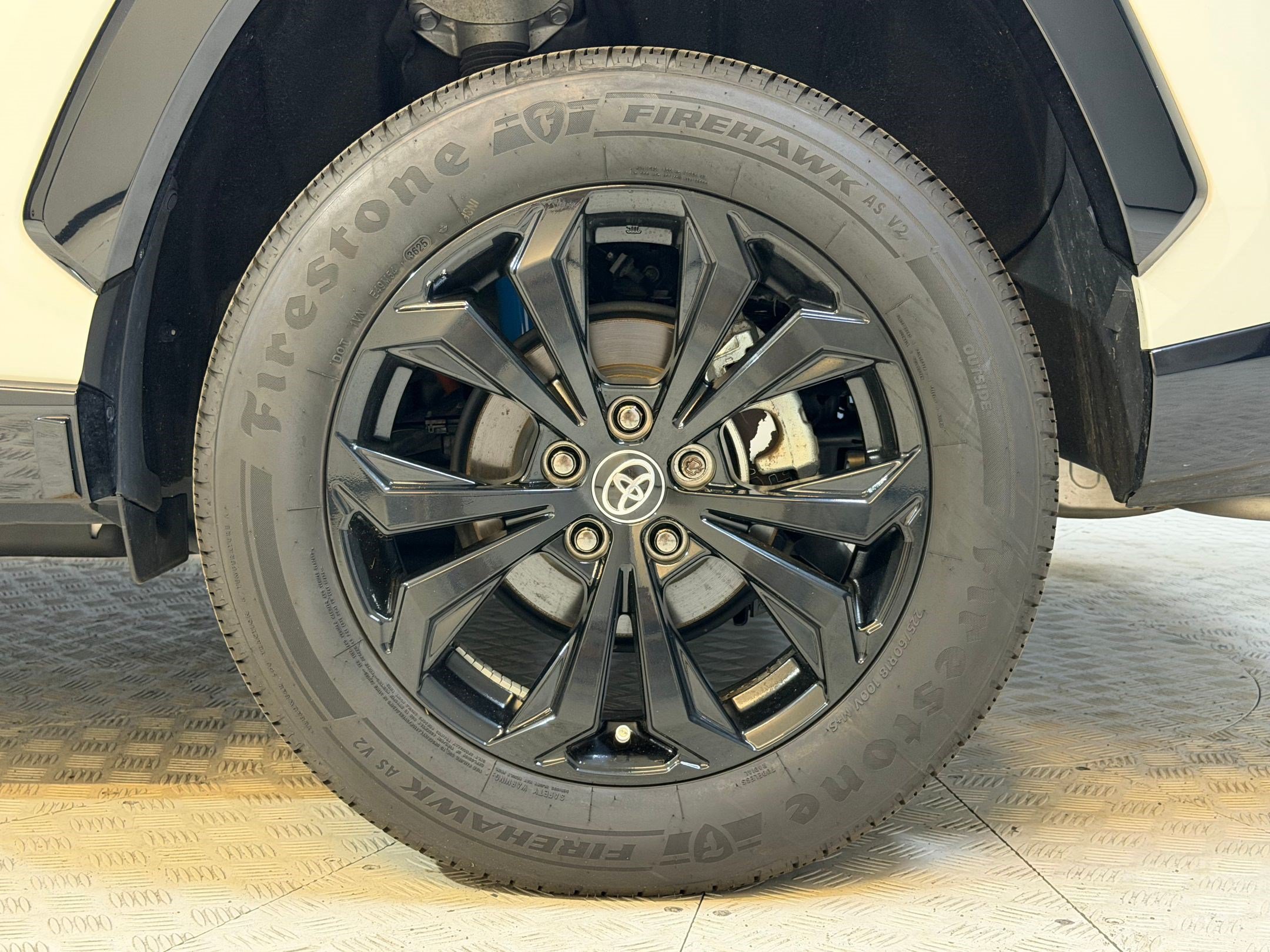 Used 2022 Toyota RAV4 XSE AWD/4WD image 12