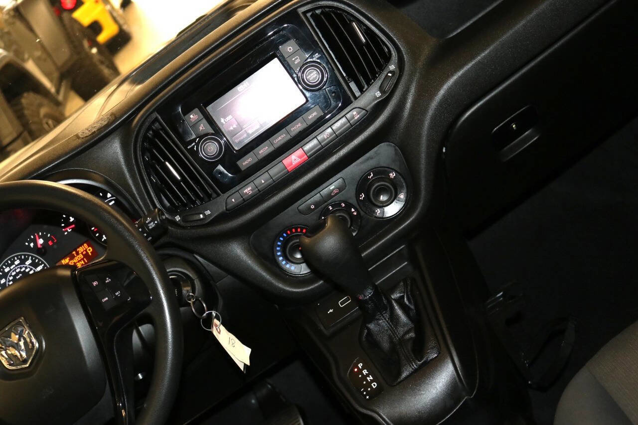 Used 2022 RAM ProMaster City Wagon w/ Lights & Wheels Group image 23