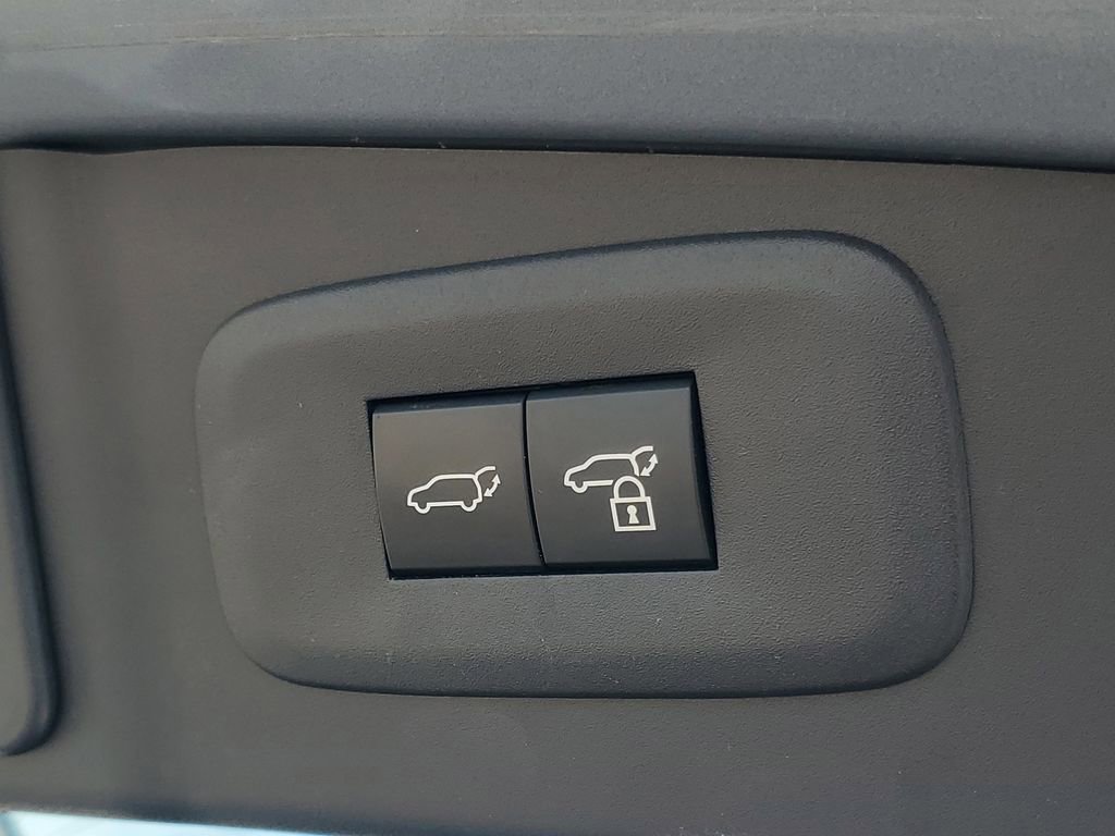 Used 2023 Lexus RZ 450e Premium w/ Technology Package image 9