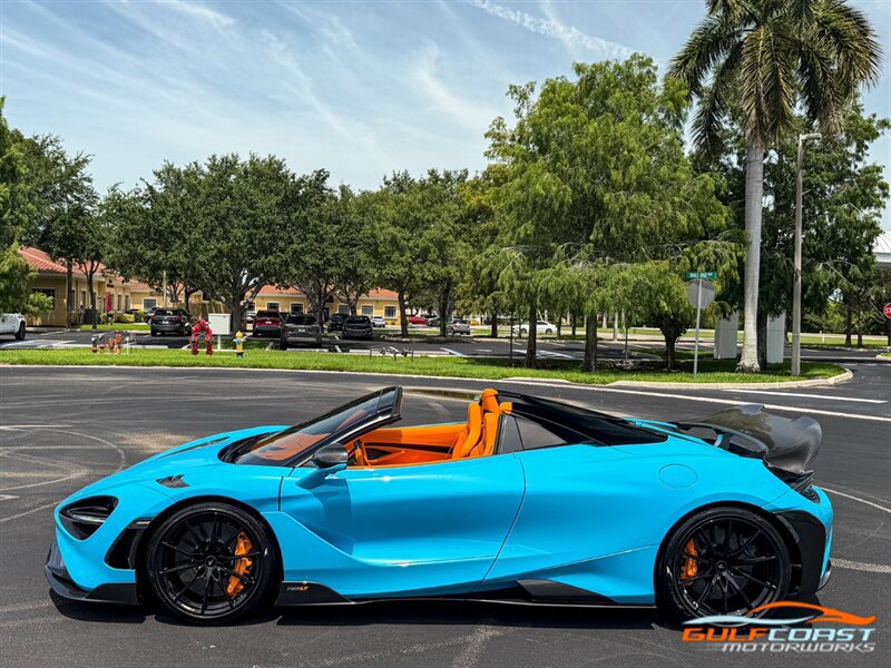 Used 2022 McLaren 765LT RWD image 42
