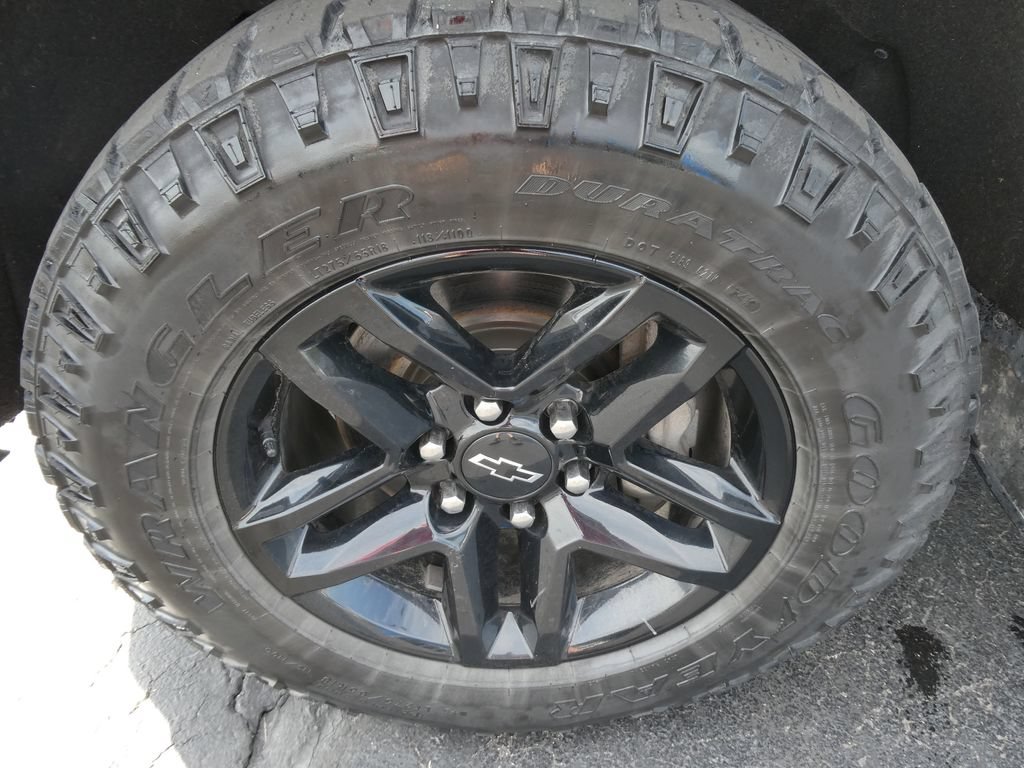 Certified 2020 Chevrolet Silverado 1500 LT Trail Boss AWD/4WD image 11