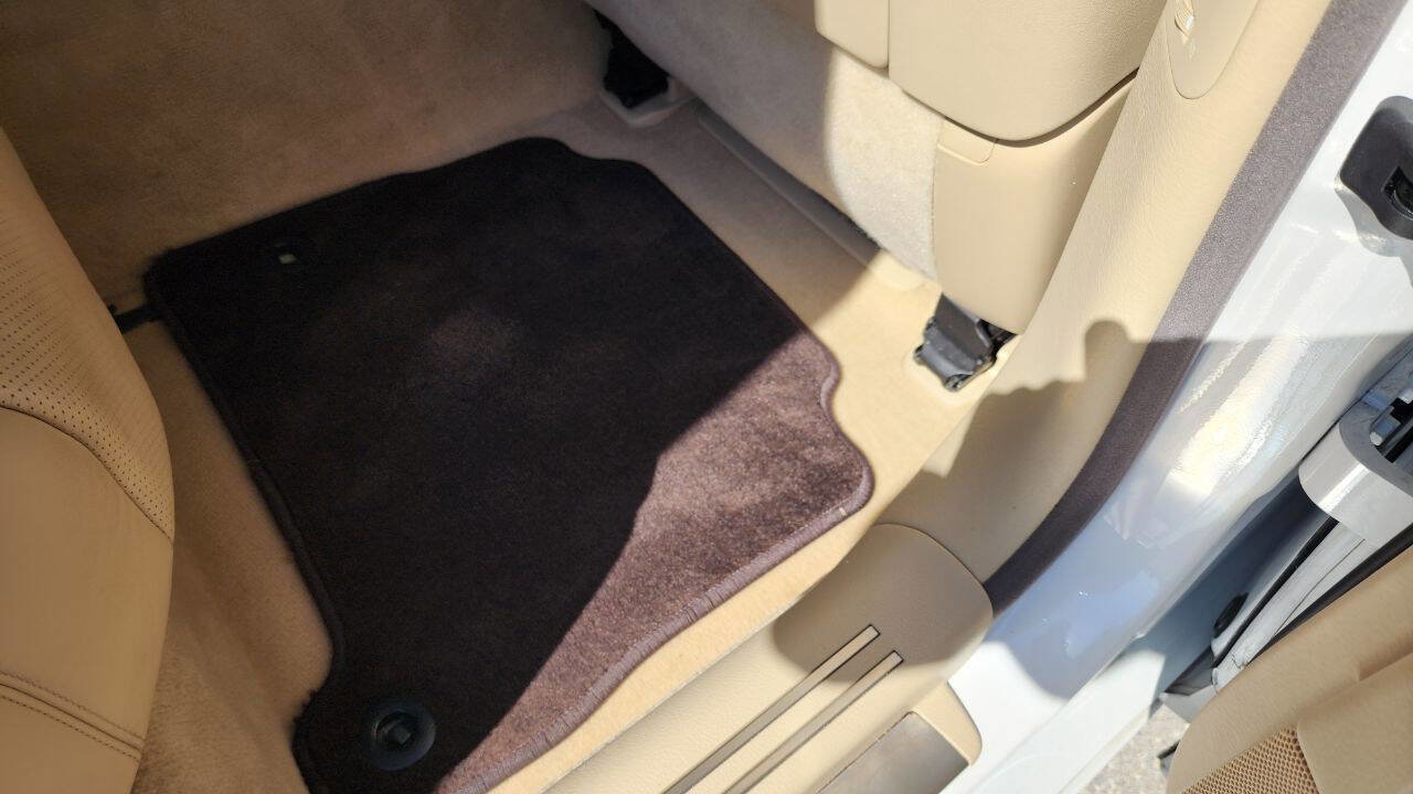 Used 2009 Lexus LS 460 L image 37