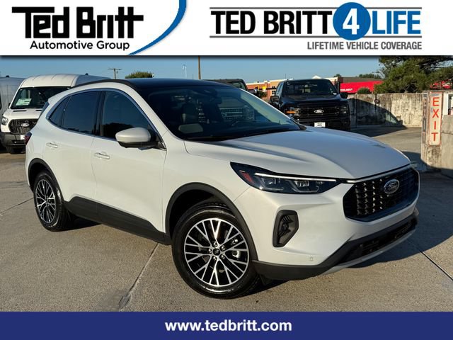 Used 2025 Ford Escape SE w/ PHEV Premium Package FWD image 1