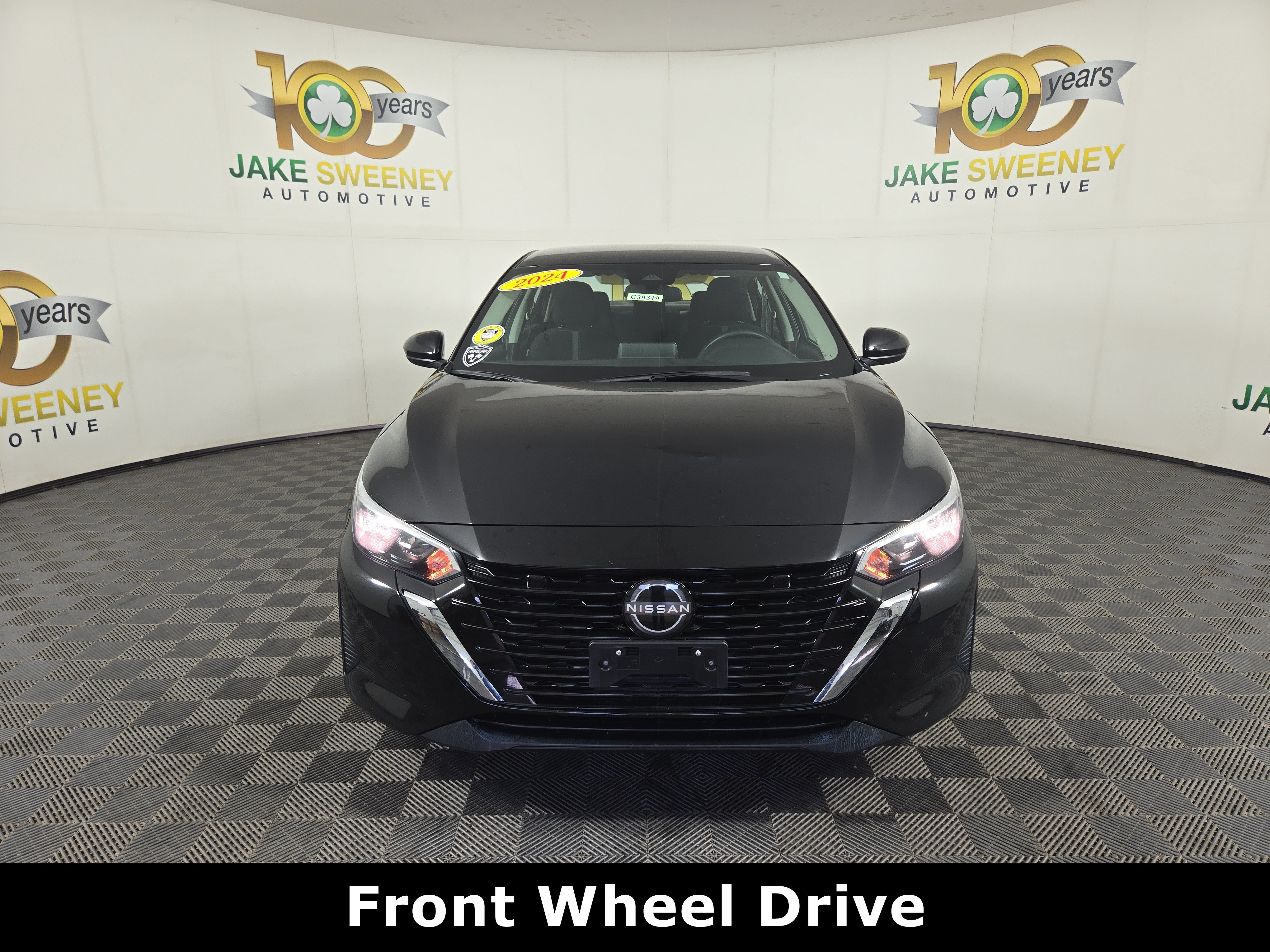Used 2024 Nissan Sentra SV FWD image 3