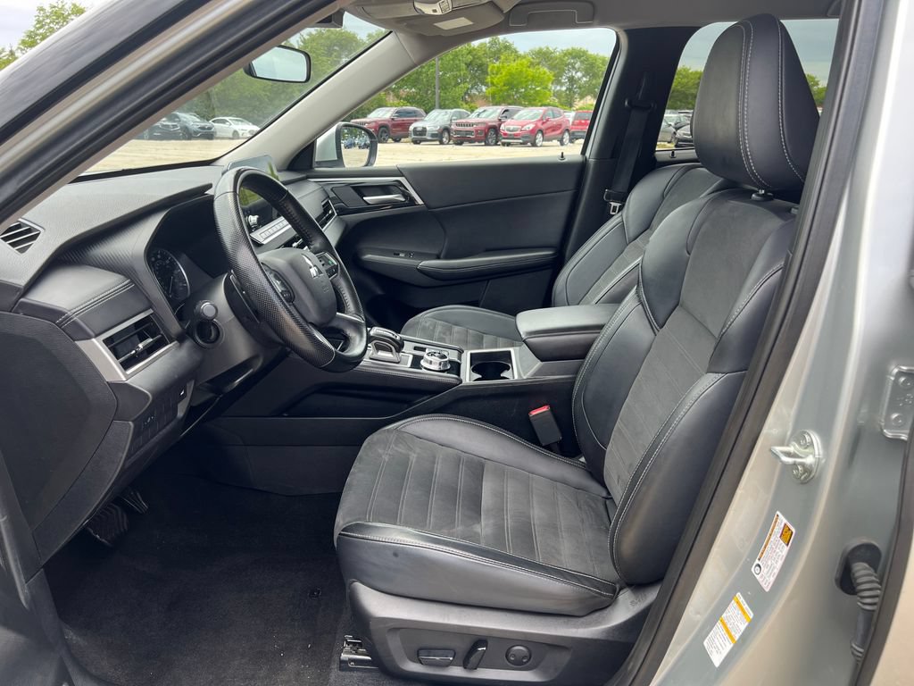 Used 2024 Mitsubishi Outlander SE FWD image 10