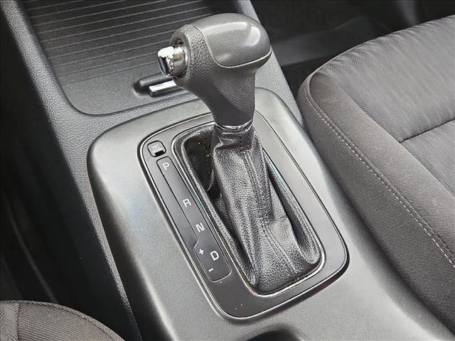 Used 2016 Kia Forte LX image 12