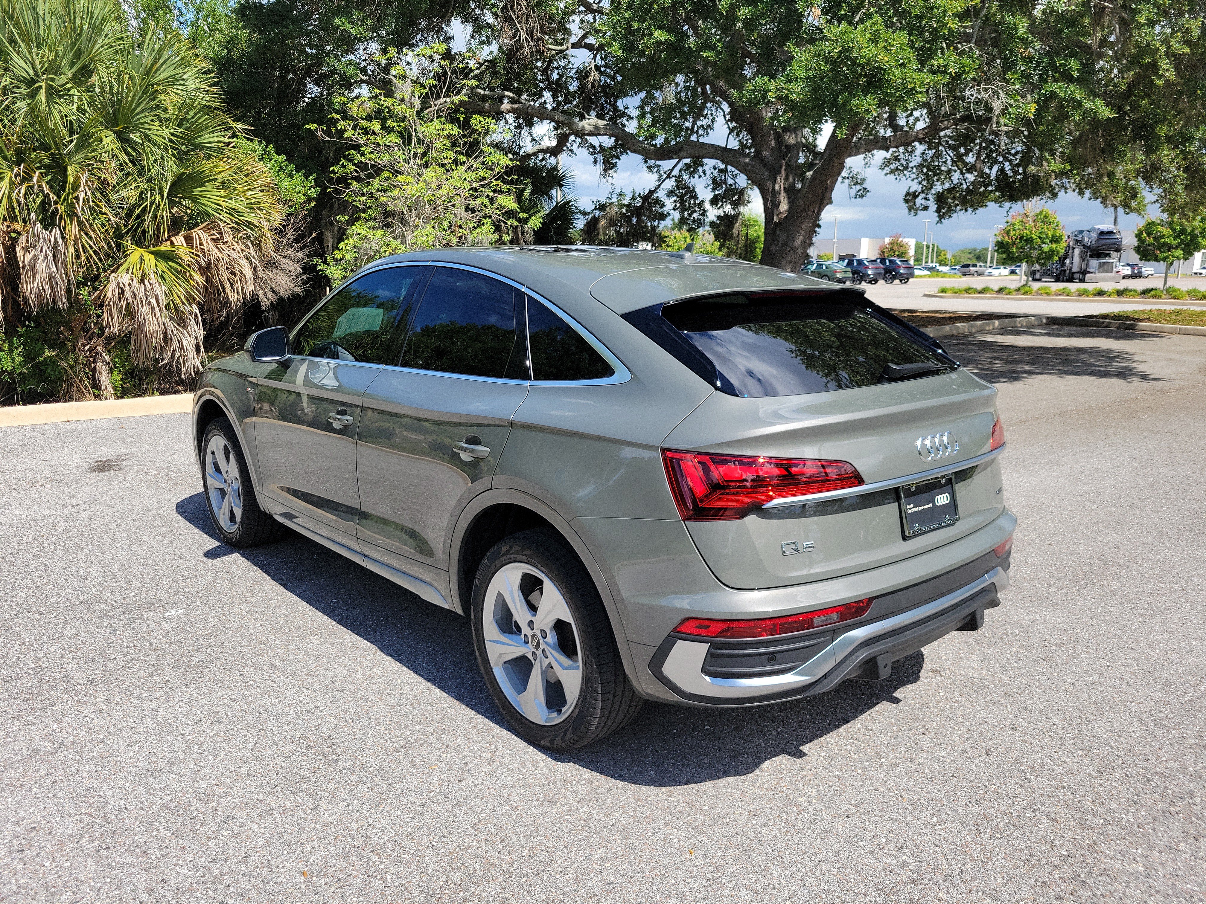 Certified 2025 Audi Q5 2.0T Premium Plus AWD/4WD image 6