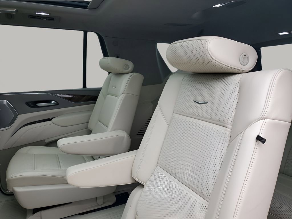 Used 2024 Cadillac Escalade Sport Platinum image 19