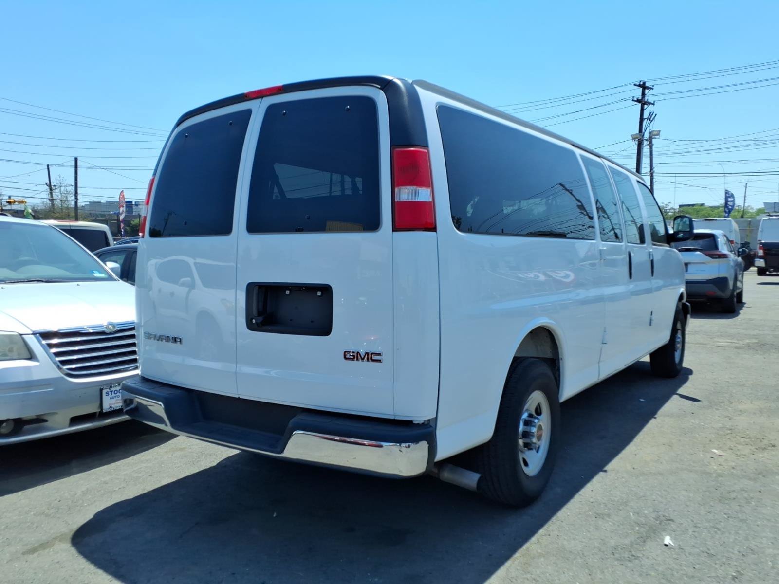 Used 2025 GMC Savana 3500 LT w/ LT Preferred Equipment Group RWD image 6