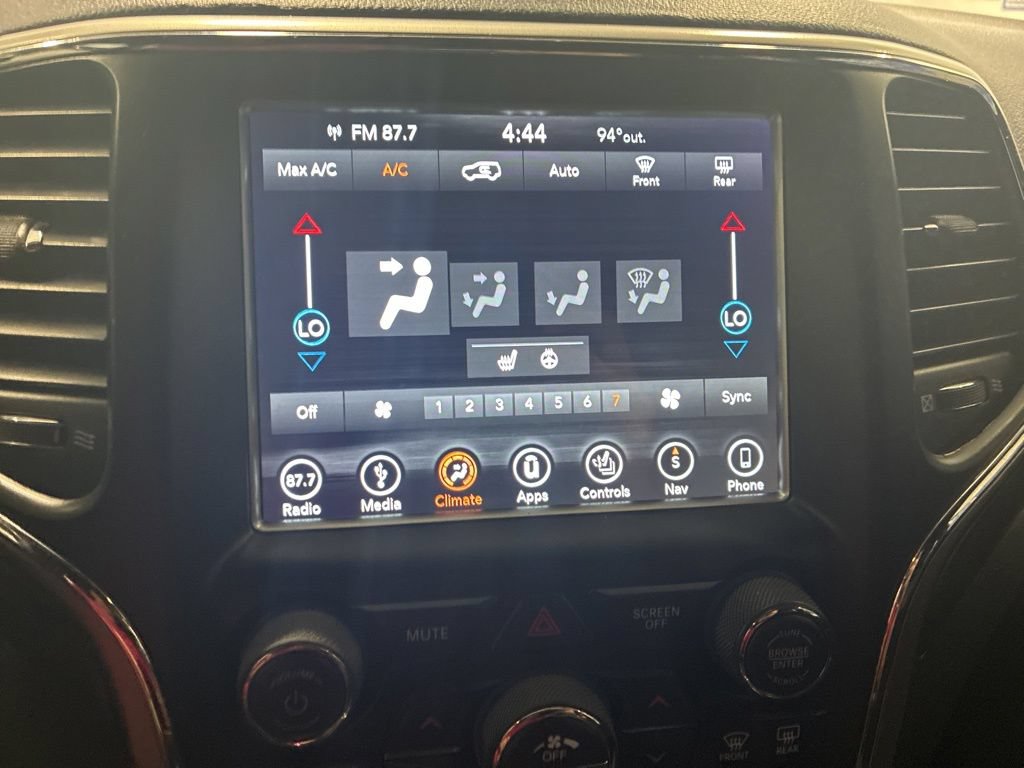 Used 2018 Jeep Grand Cherokee Altitude AWD/4WD image 21