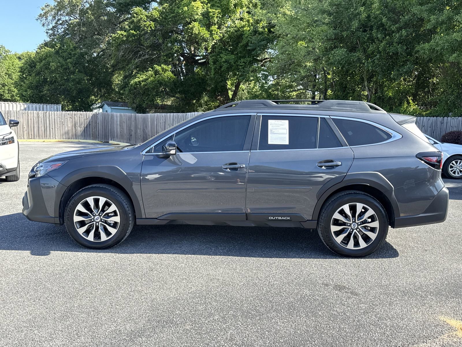 Used 2024 Subaru Outback Limited XT AWD/4WD image 2