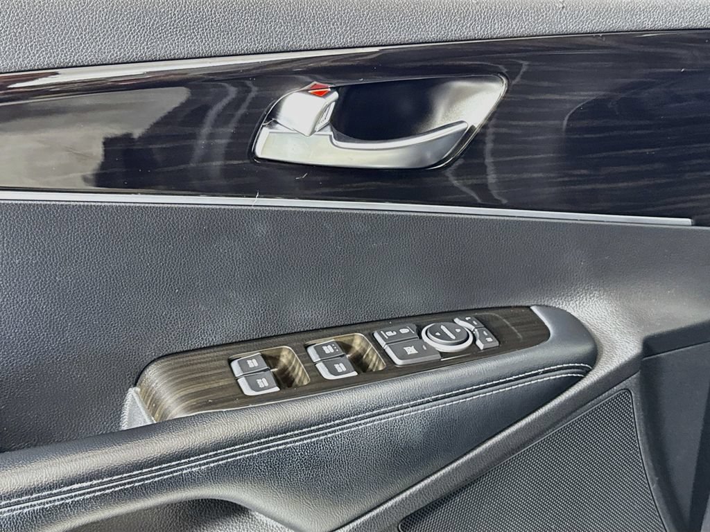 Used 2019 Kia Sorento FWD image 14