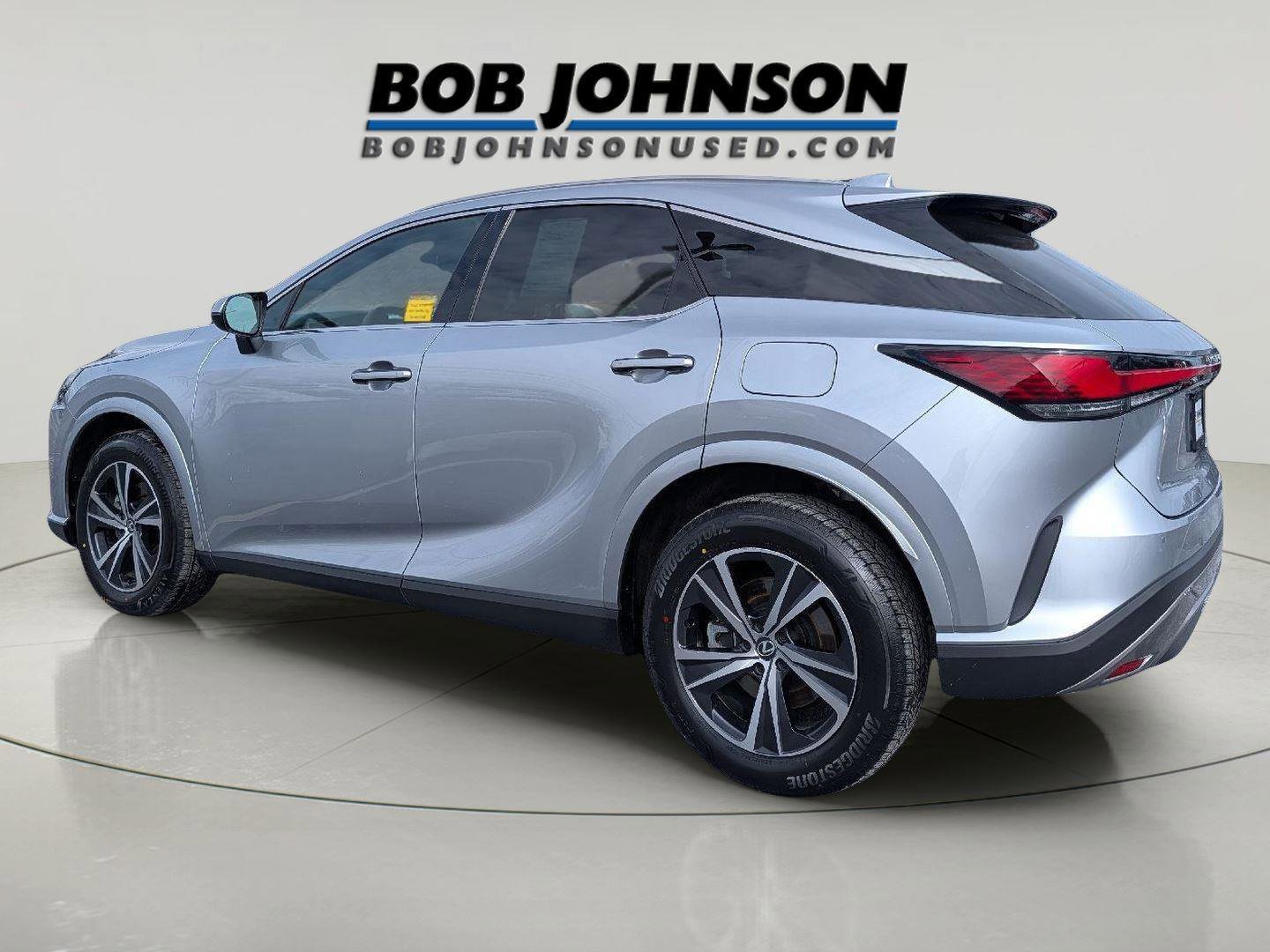 Used 2024 Lexus RX 350 Premium w/ Accessory Package (Z1) image 4