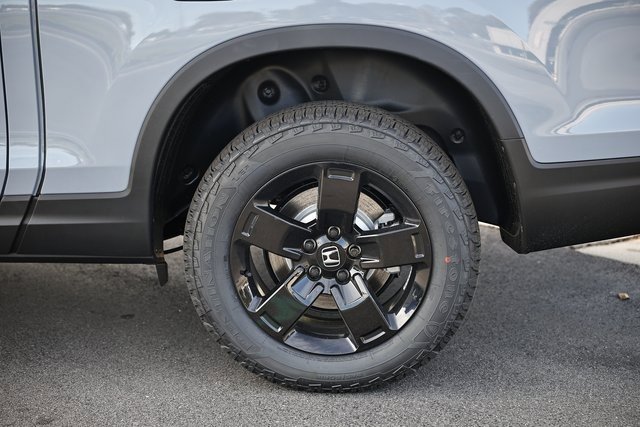 New 2026 Honda Ridgeline Black Edition image 8