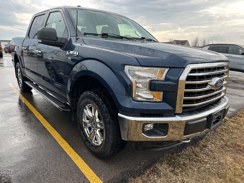 Used 2015 Ford F150 XLT w/ Equipment Group 302A Luxury image 2