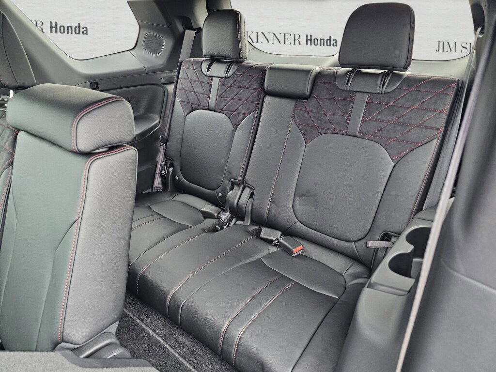 New 2026 Honda Pilot Black Edition image 37