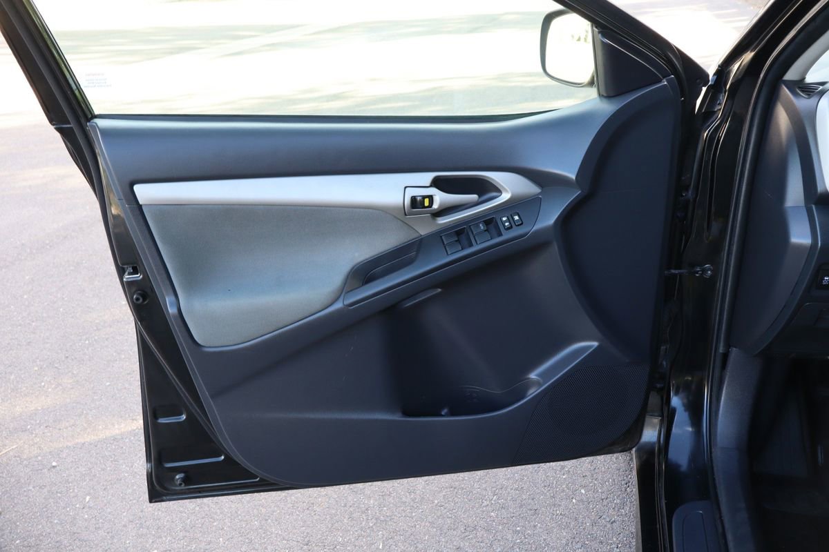 Used 2010 Toyota Matrix image 23