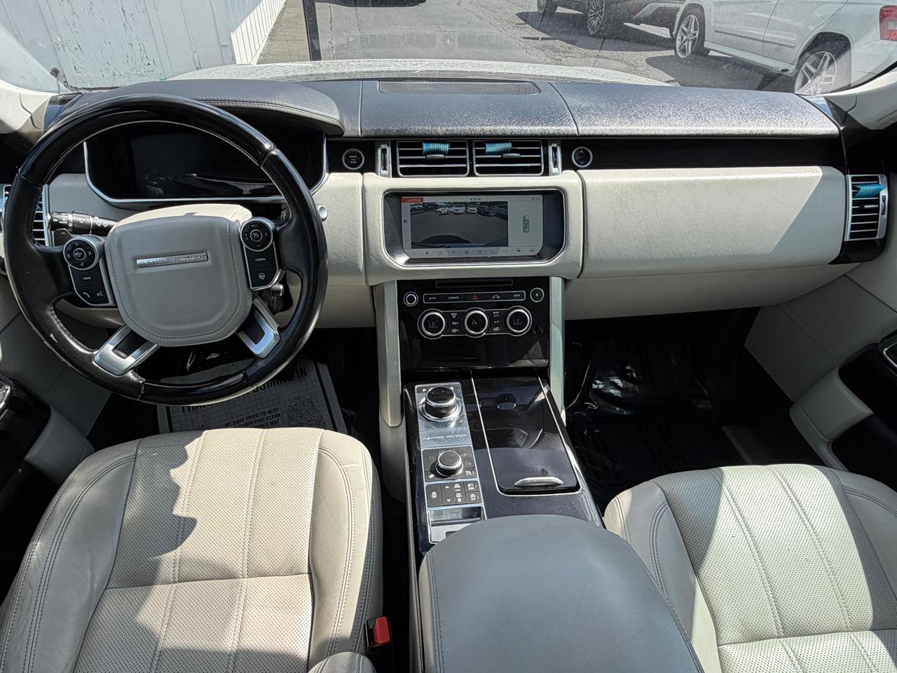 Used 2017 Land Rover Range Rover HSE AWD/4WD image 29