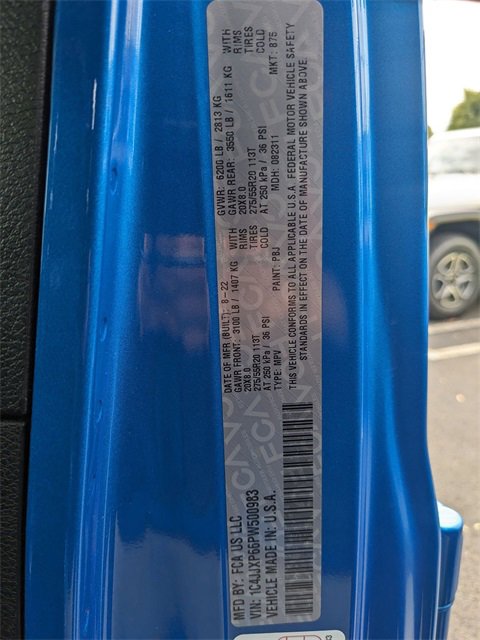 Used 2023 Jeep Wrangler Unlimited Sahara w/ Cold Weather Group image 31