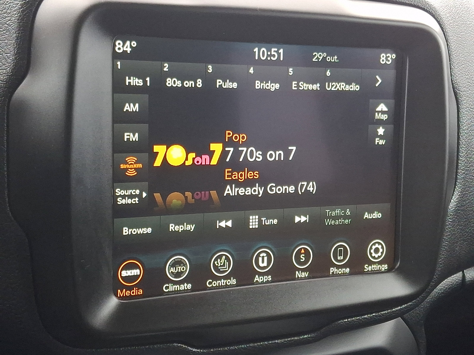 Used 2022 Jeep Renegade Limited image 16