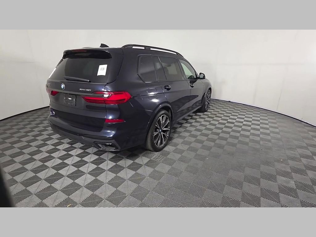 Used 2022 BMW X7 xDrive40i w/ M Sport Package image 41