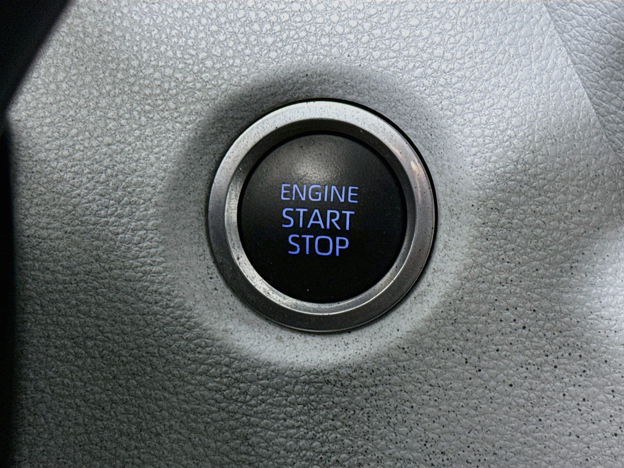 Used 2022 Toyota Corolla SE w/ SE Preferred Package FWD image 21
