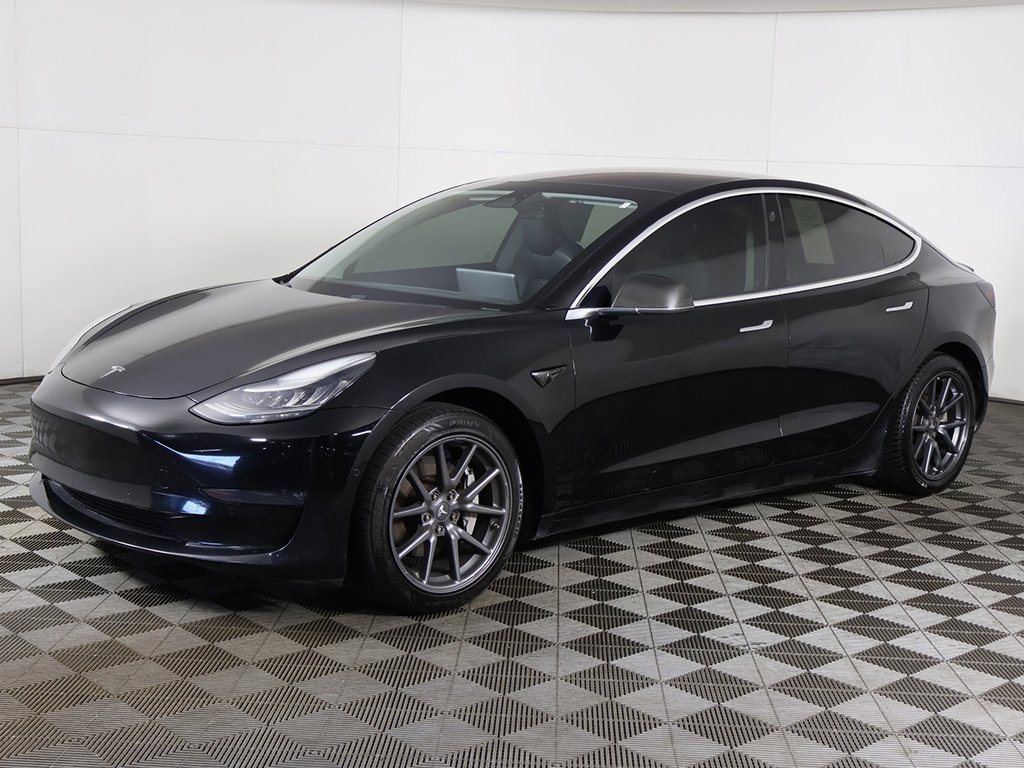 Used 2018 Tesla Model 3 Long Range image 9