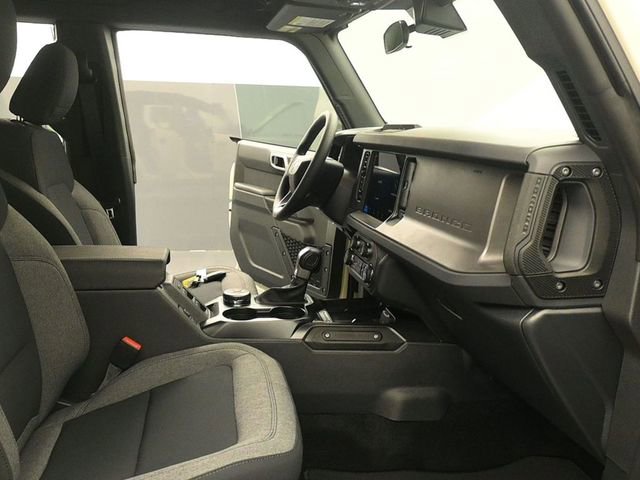 New 2025 Ford Bronco 4-Door image 15