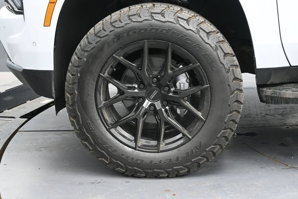 New 2026 Chevrolet Tahoe Premier AWD/4WD image 9
