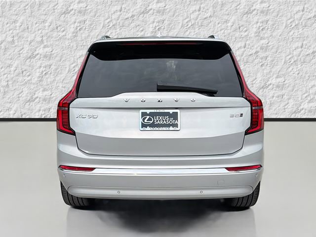 Used 2025 Volvo XC90 B5 Plus image 4