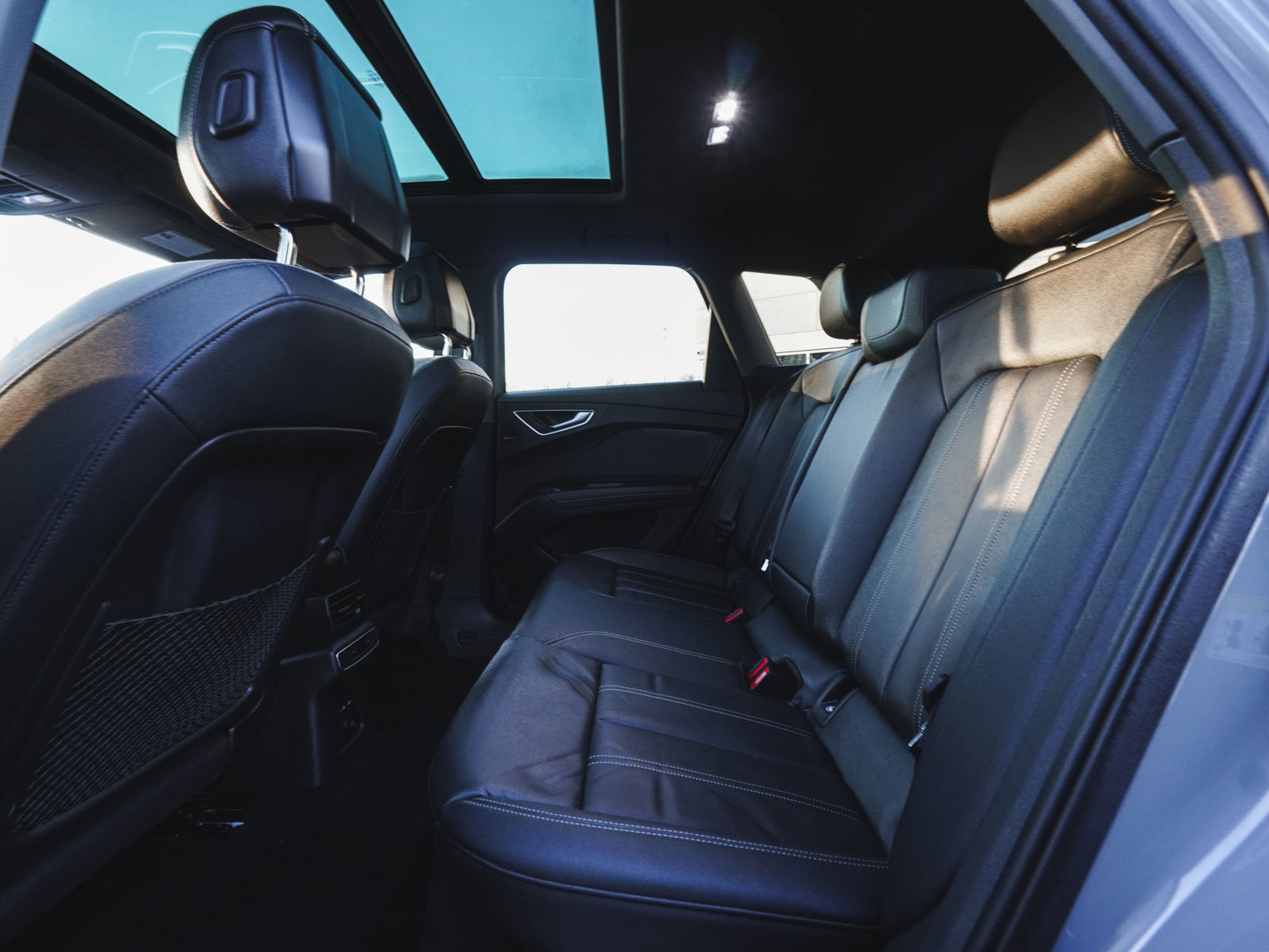 Used 2022 Audi Q4 e-tron Premium Plus image 32