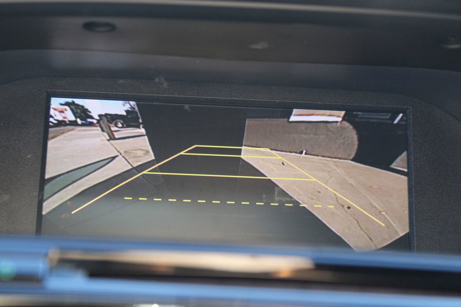 Used 2017 Honda Accord EX-L image 41