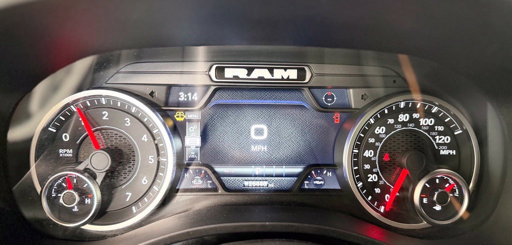 Used 2026 RAM 1500 Laramie AWD/4WD image 14