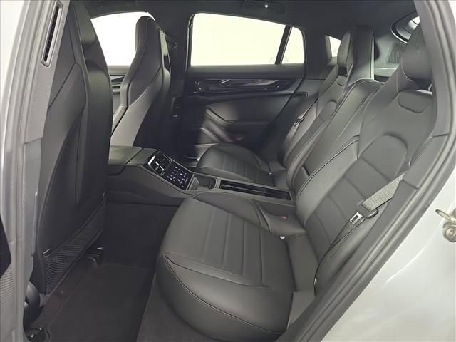 Certified 2026 Porsche Panamera 4 AWD/4WD image 15