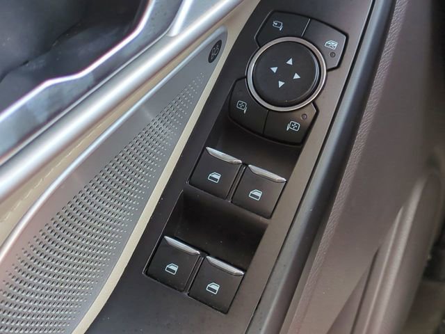 Used 2020 Ford Explorer Platinum image 25