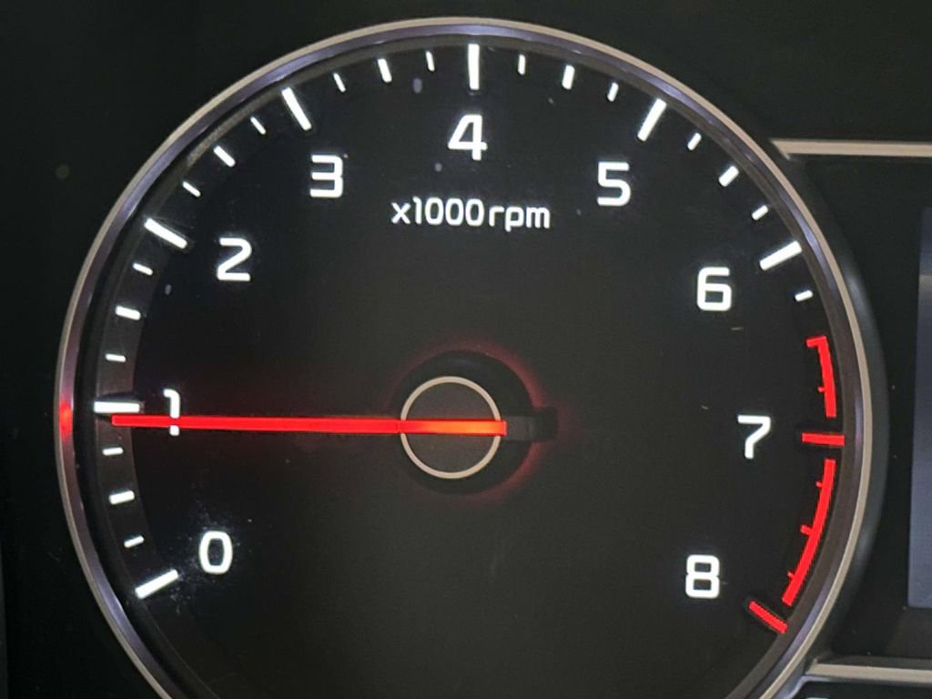 Used 2023 Kia Sorento X-Line EX image 31