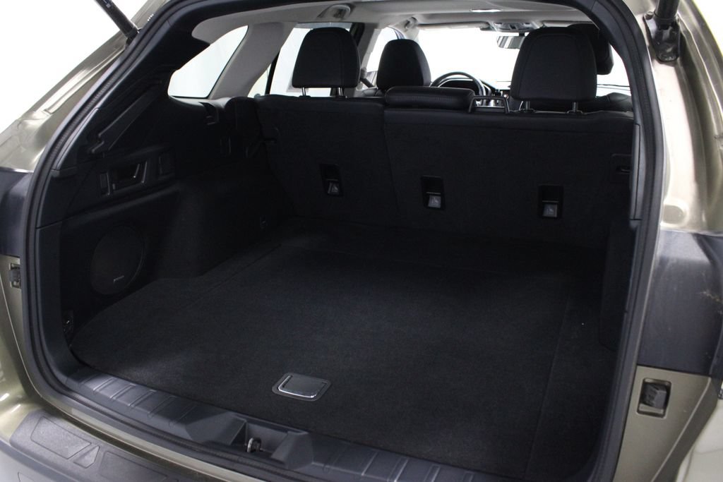 Used 2024 Subaru Outback Limited XT AWD/4WD image 18