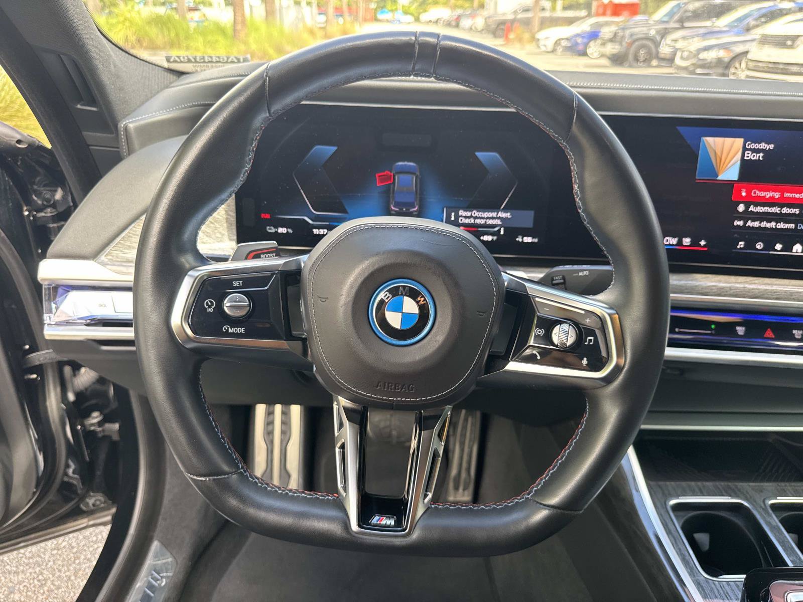 Used 2024 BMW i7 M70 w/ Executive Package AWD/4WD image 27
