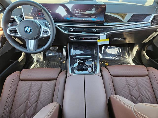 New 2026 BMW X5 xDrive50e w/ M Sport Package AWD/4WD image 15