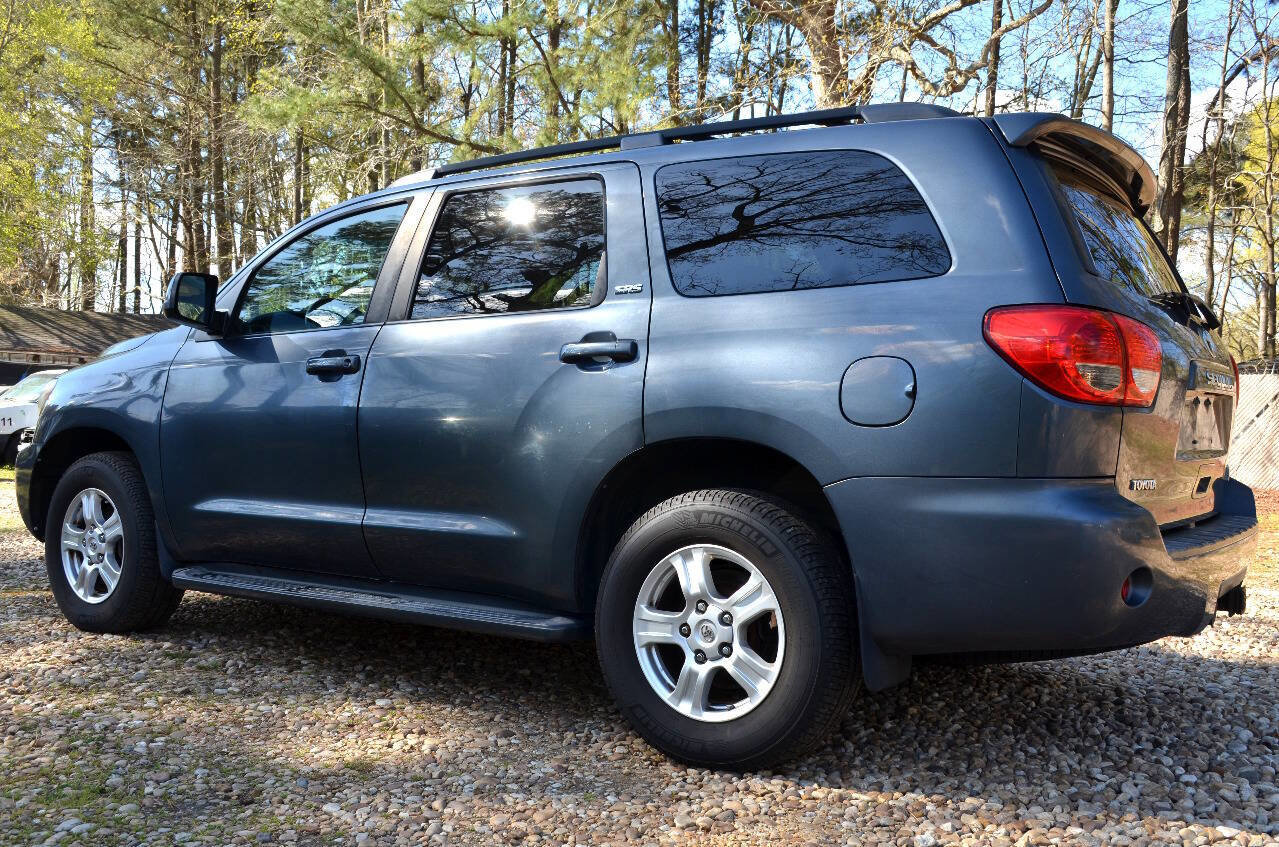 Used 2008 Toyota Sequoia SR5 image 8