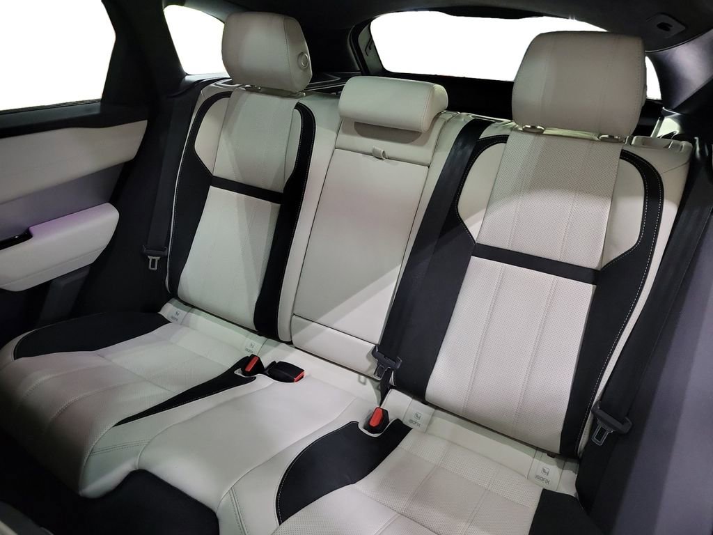 Used 2022 Land Rover Range Rover Velar R-Dynamic S AWD/4WD image 22