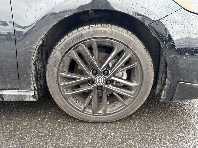 Used 2025 Toyota Camry SE w/ Convenience Package FWD image 11