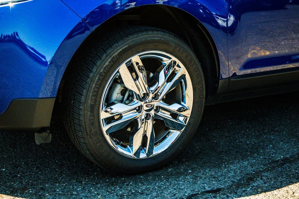 Used 2013 Ford Edge SEL FWD image 13