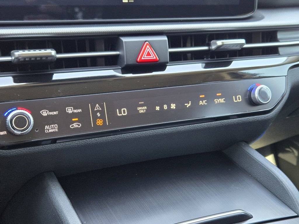 New 2026 Kia Sportage S image 16